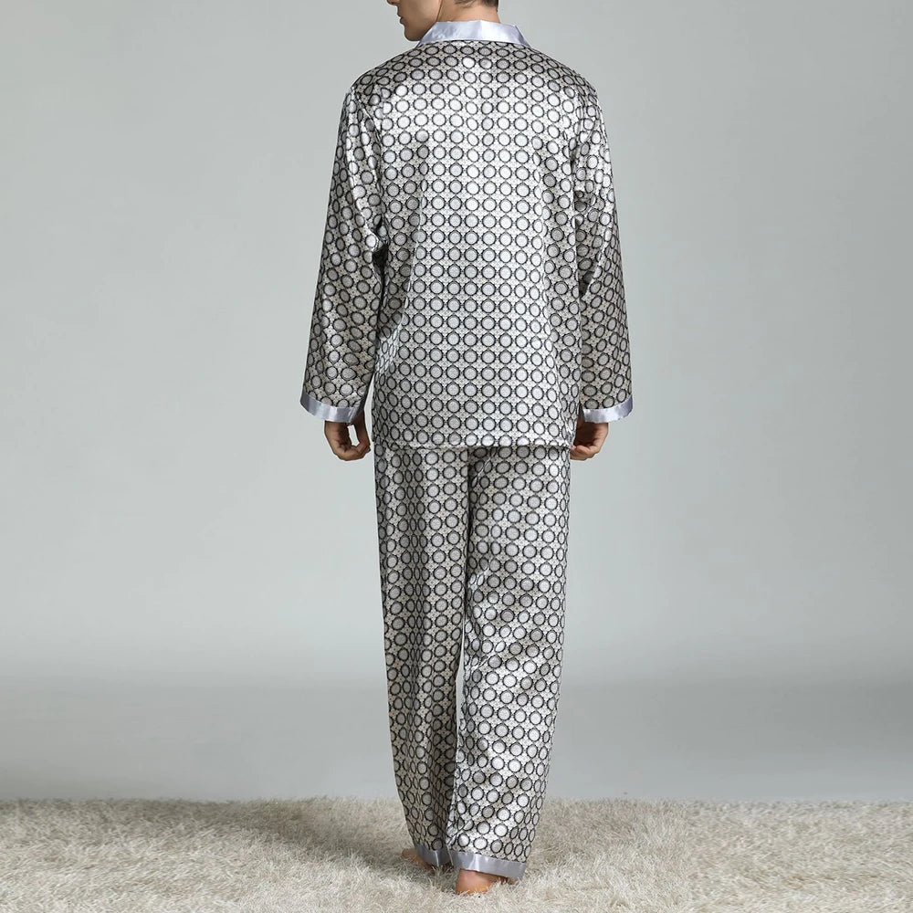 Pijama largo de satén estampado para hombre