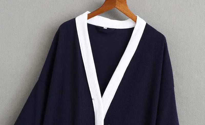 Bata kimono de tejido waffle con escote en V