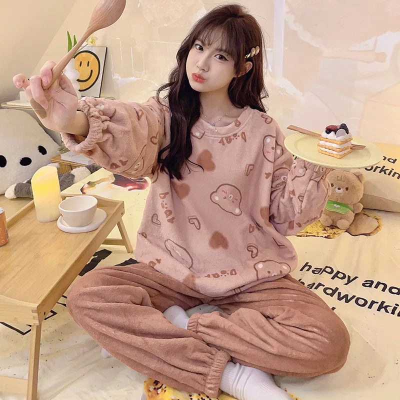 Pijama grueso para mujer con cuello redondo y dibujos