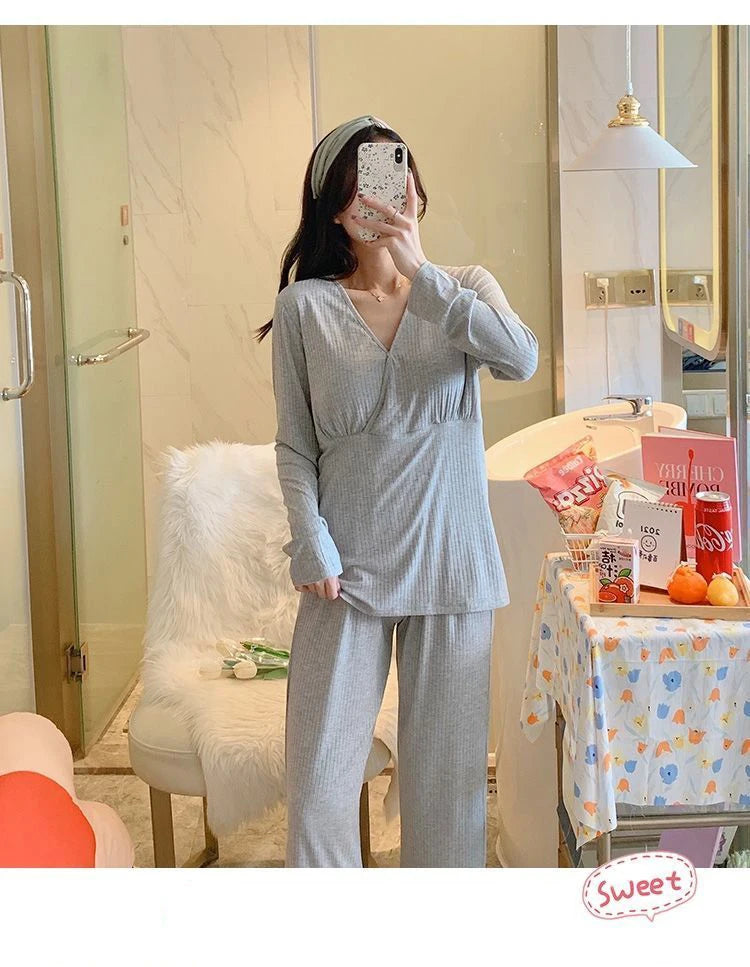 Pijama de maternidad y lactancia con mangas cortas