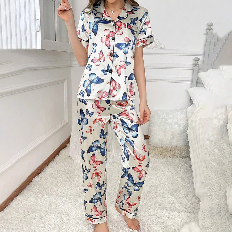 Pijama camisero de manga corta y pantalón satinado