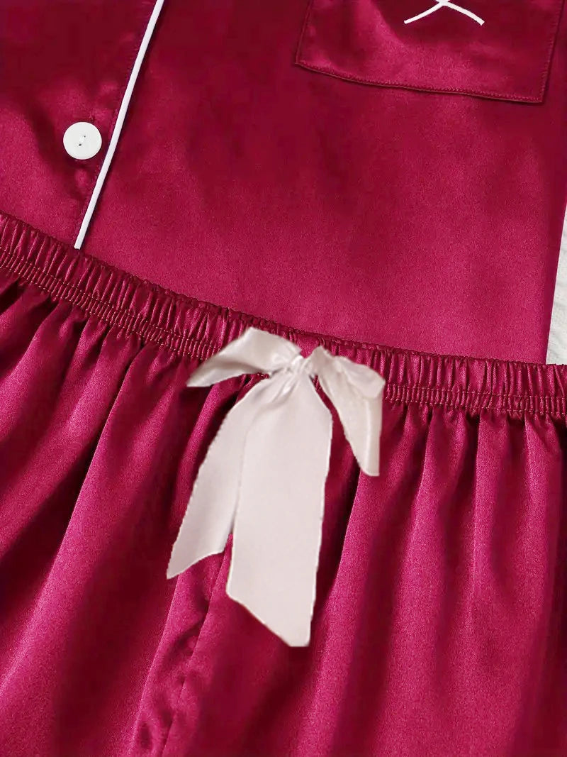 Pijama camisero corto con bolsillo y corazón bordado