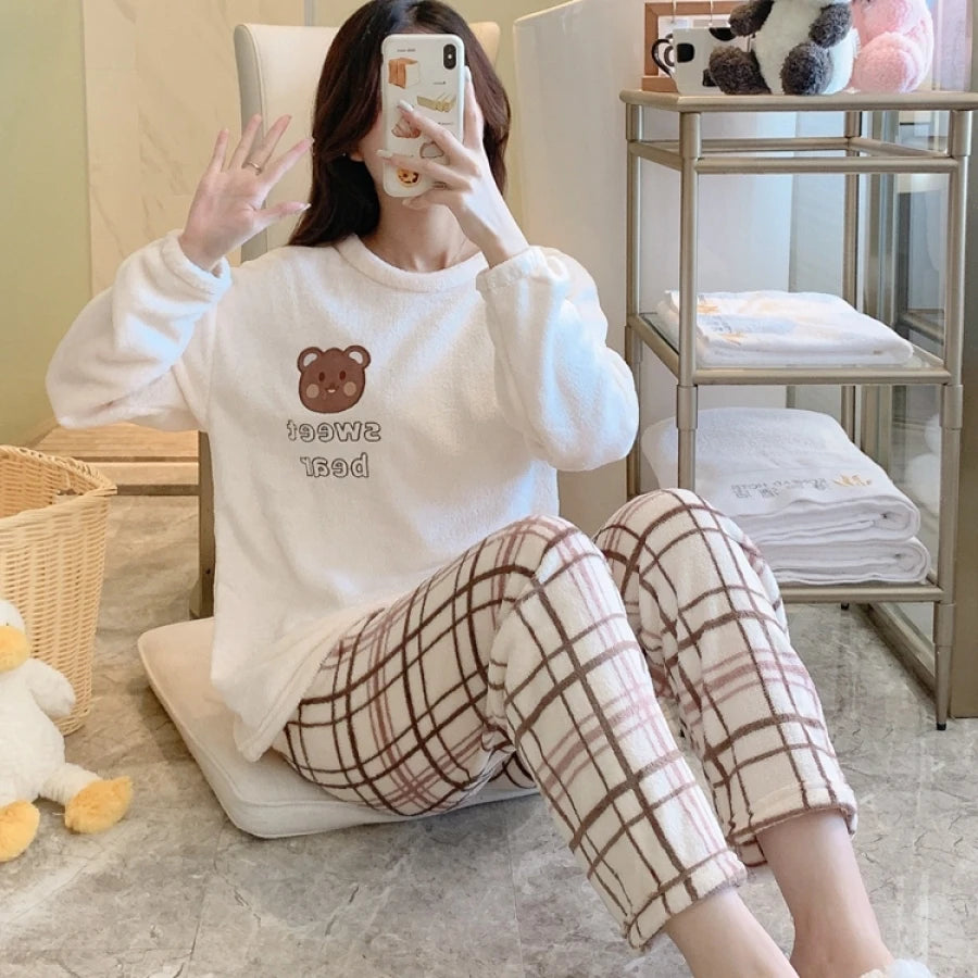 Pijama de invierno para mujer con osito y cuadros