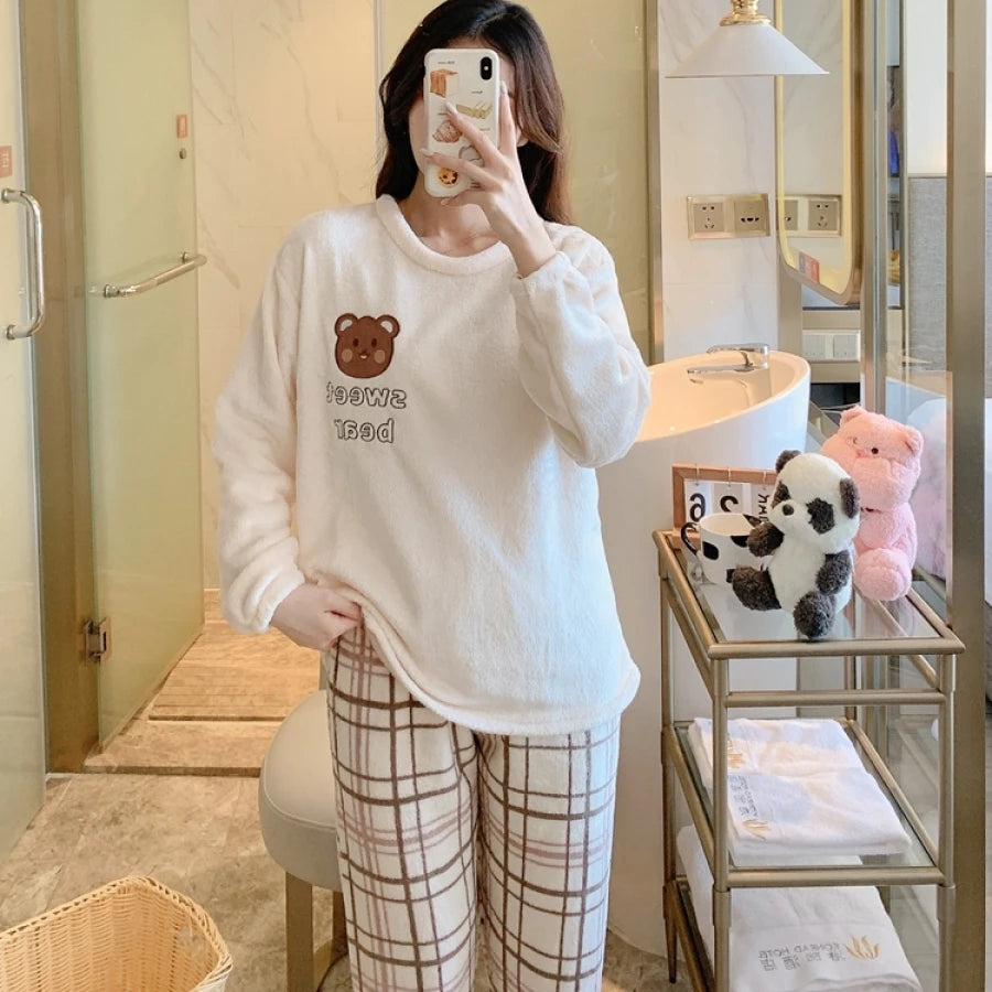 Pijama de invierno para mujer con osito y cuadros