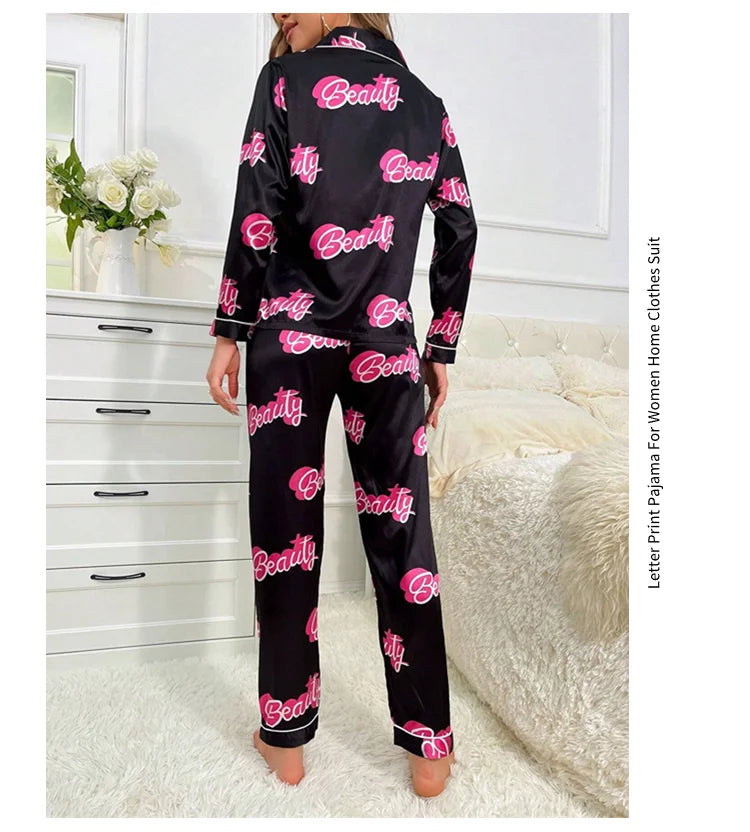 Pijama camisero de satén con estampado de gatos