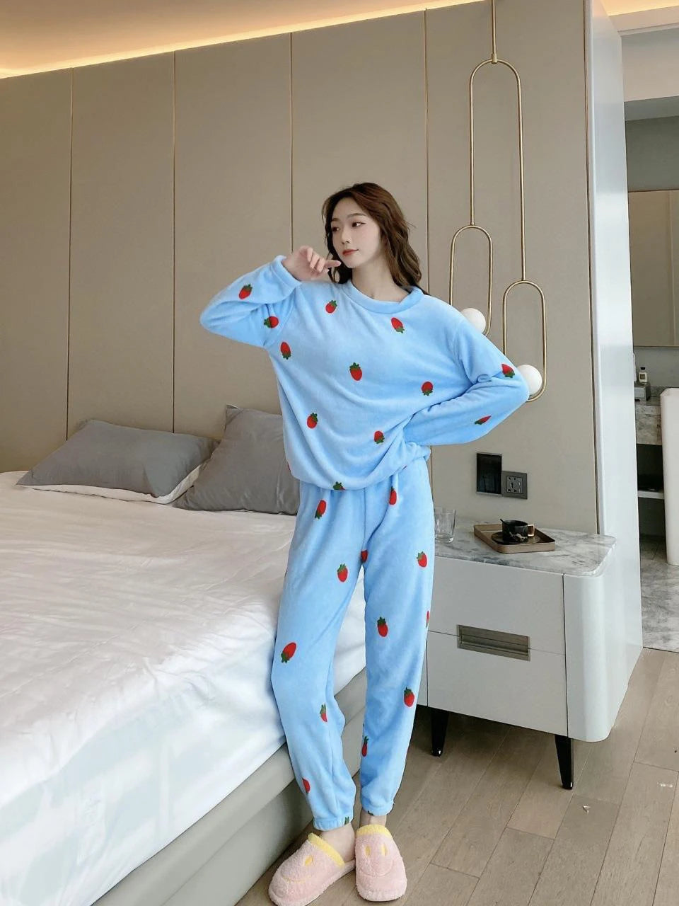 Pijama abrigado para mujer de textura aterciopelada