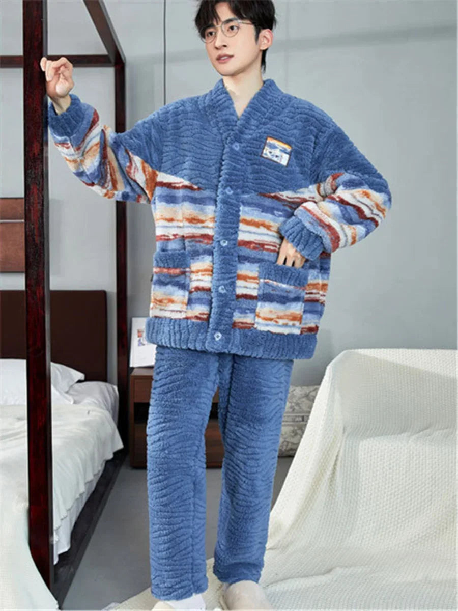 Pijama de polar para hombre con chaqueta abotonada