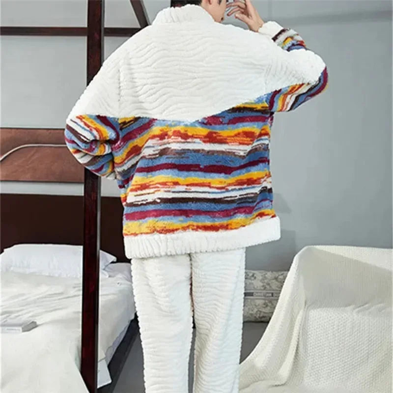 Pijama de polar para hombre con chaqueta abotonada