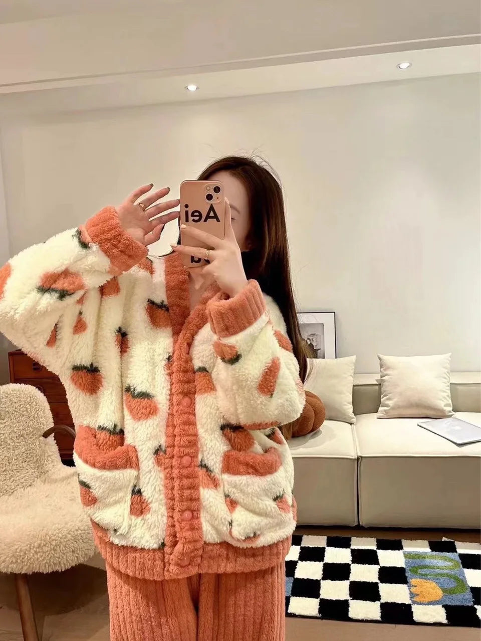 Pijama grueso estampado para mujer con escote en V