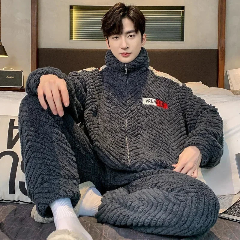 Pijama grueso para hombre con cierre