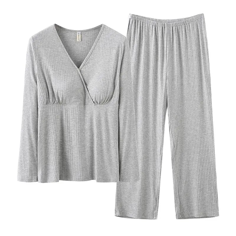 Pijama de maternidad y lactancia con mangas cortas