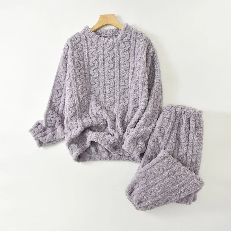Pijama grueso para mujer con textura jacquard