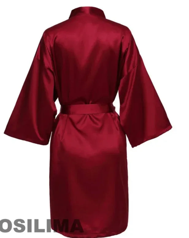 Bata kimono para mujer con letras para celebración de boda