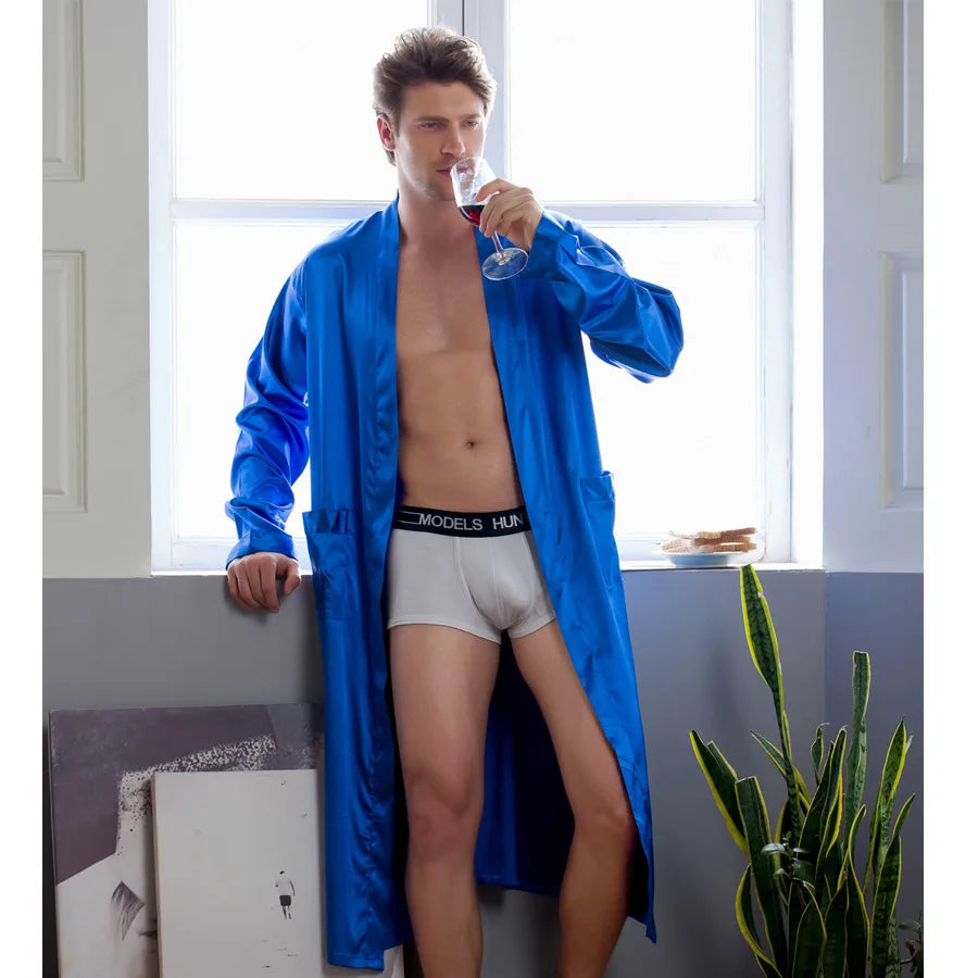 Bata de satén para hombre con cinturón y bolsillos