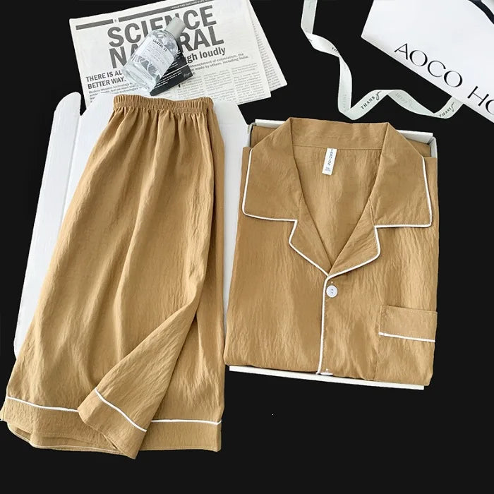 Pijama liso para hombre con cuello camisero y short