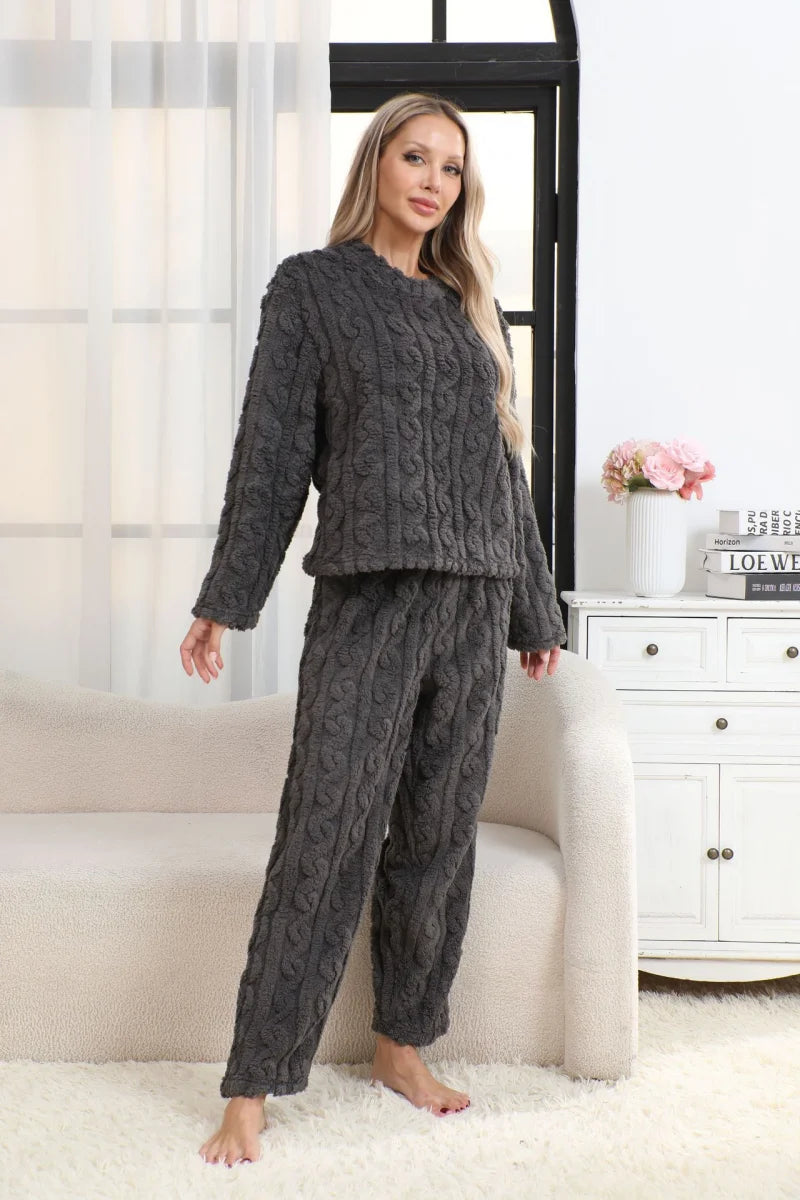Pijama grueso para mujer con textura jacquard