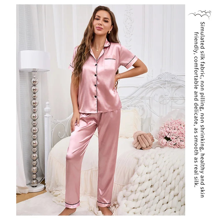 Pijama camisero de manga corta y pantalón satinado