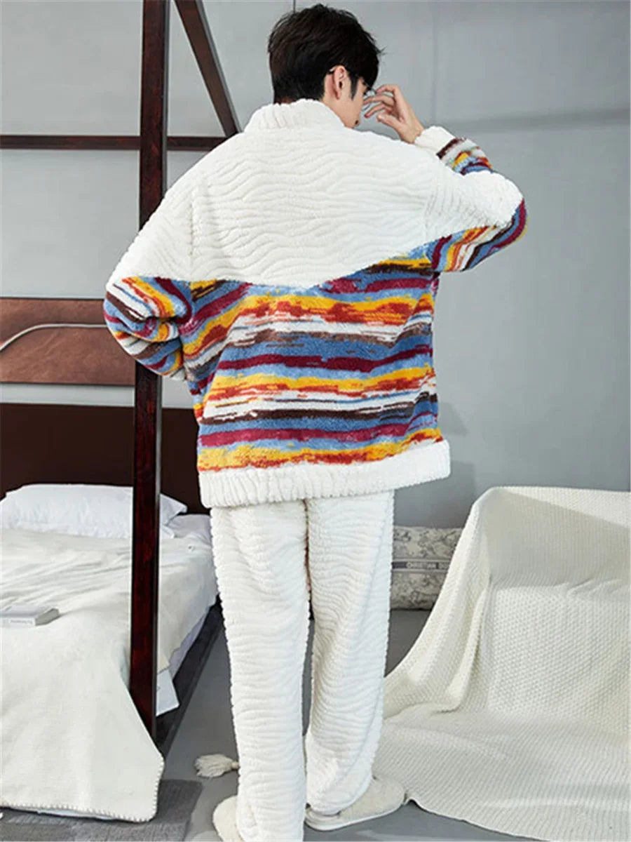 Pijama de polar para hombre con chaqueta abotonada
