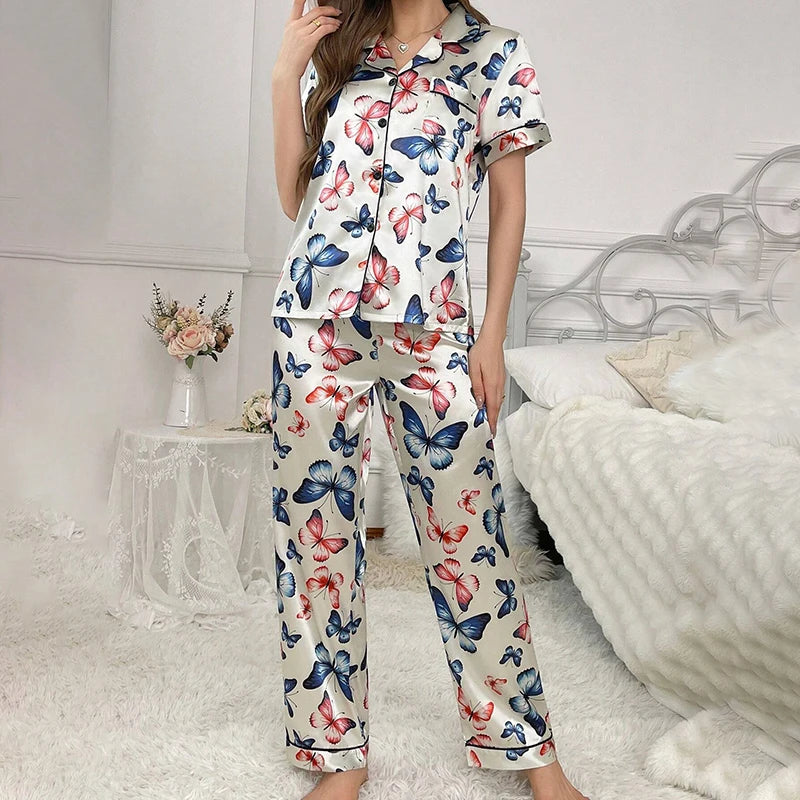 Pijama camisero de manga corta y pantalón satinado