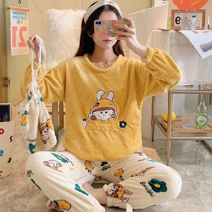 Pijama de invierno para mujer con osito y cuadros