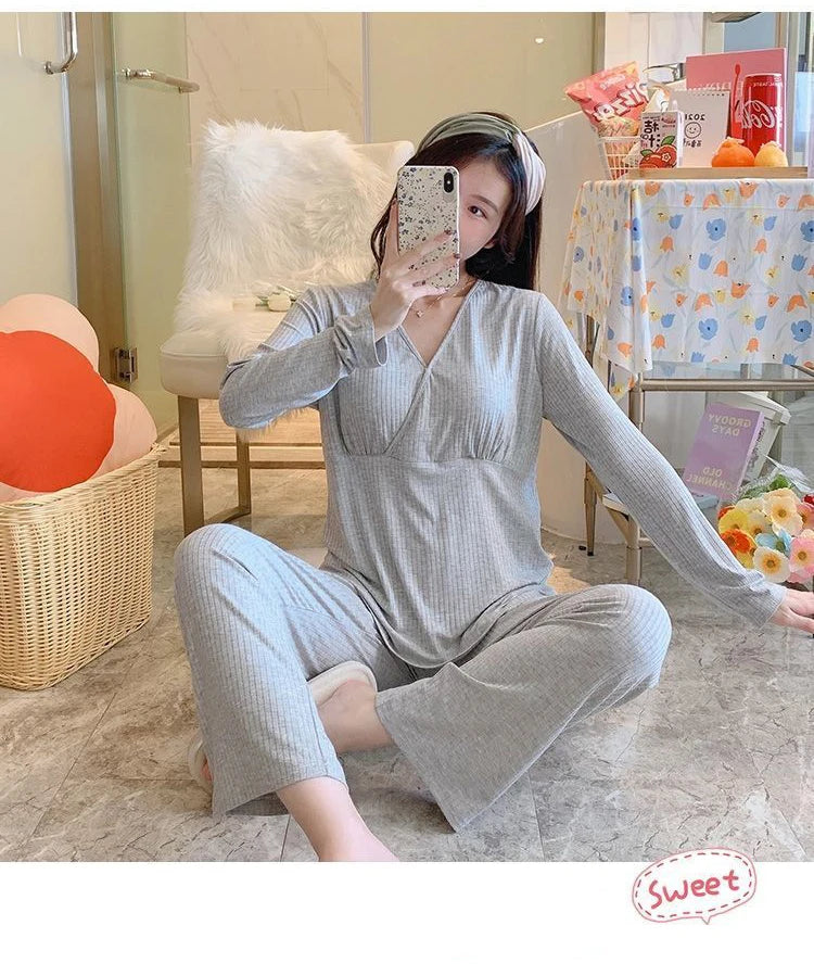 Pijama de maternidad y lactancia con mangas cortas