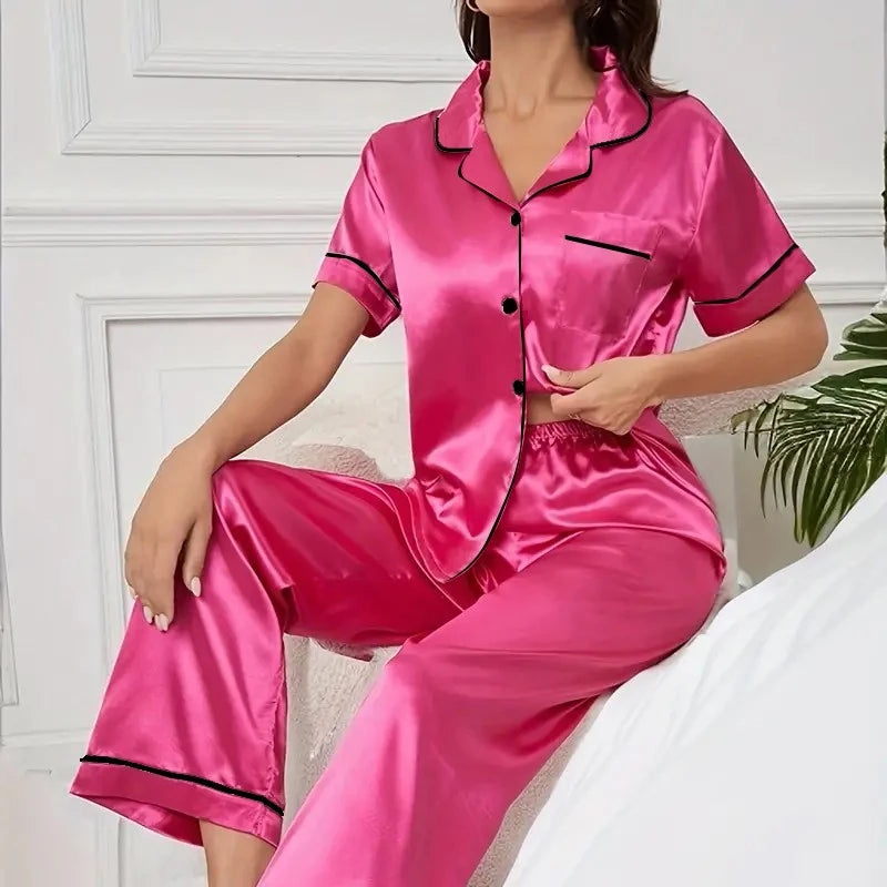 Pijama camisero de manga corta y pantalón satinado