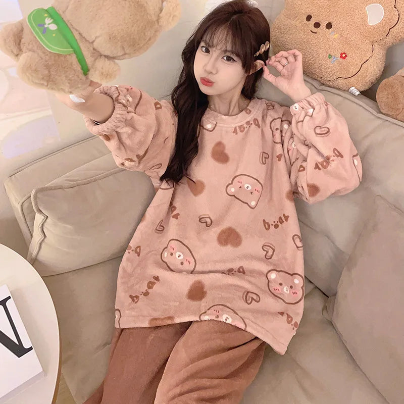 Pijama grueso para mujer con cuello redondo y dibujos