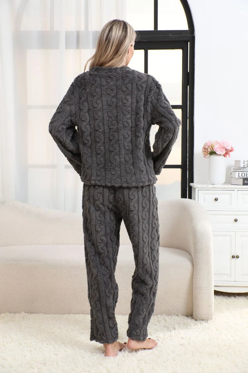 Pijama grueso para mujer con textura jacquard