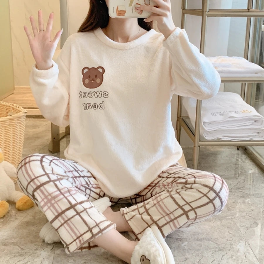 Pijama de invierno para mujer con osito y cuadros