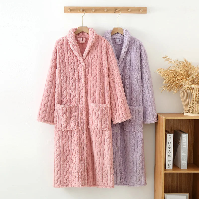 Bata para mujer de invierno con botones y escote en V