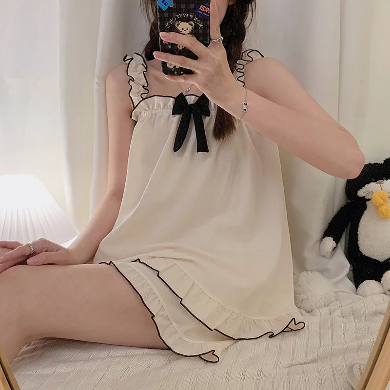 Pijama de musculosa con moño y short de cuello cuadrado