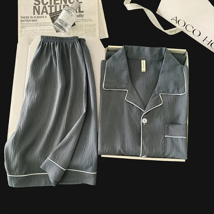 Pijama liso para hombre con cuello camisero y short