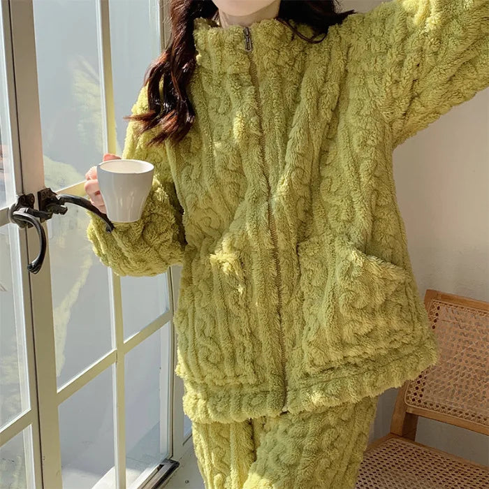 Pijama de franela gruesa para mujer en colores lisos