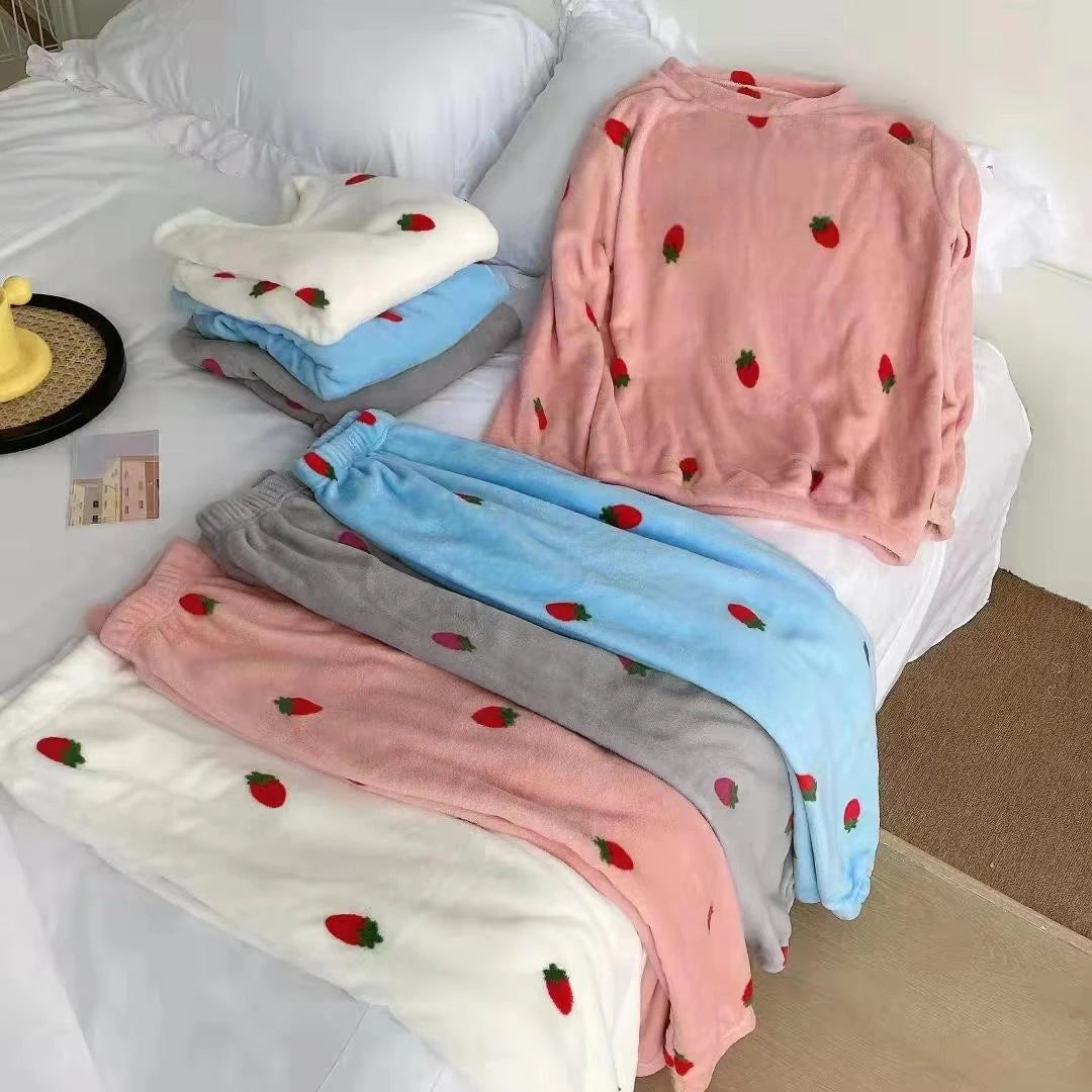 Pijama abrigado para mujer de textura aterciopelada