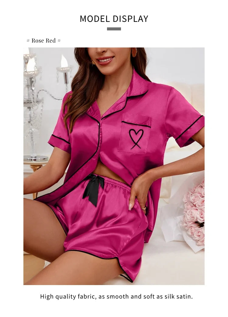 Pijama camisero corto con bolsillo y corazón bordado