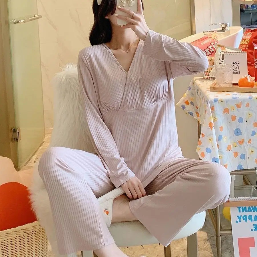 Pijama de maternidad y lactancia con mangas cortas