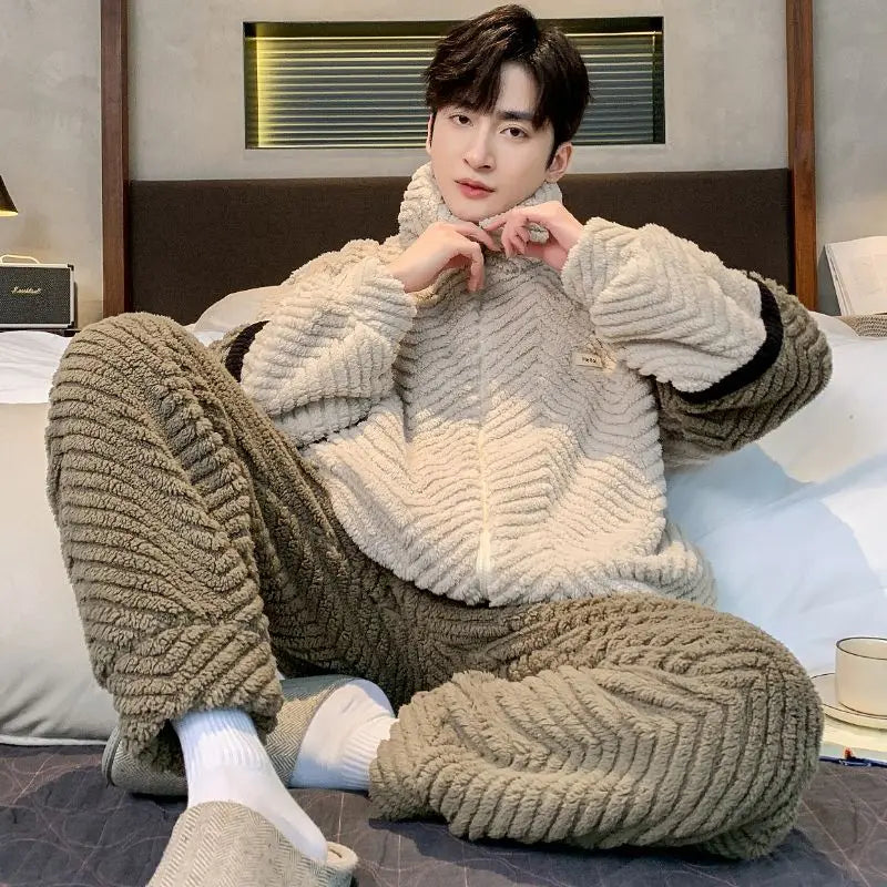 Pijama grueso para hombre con cierre