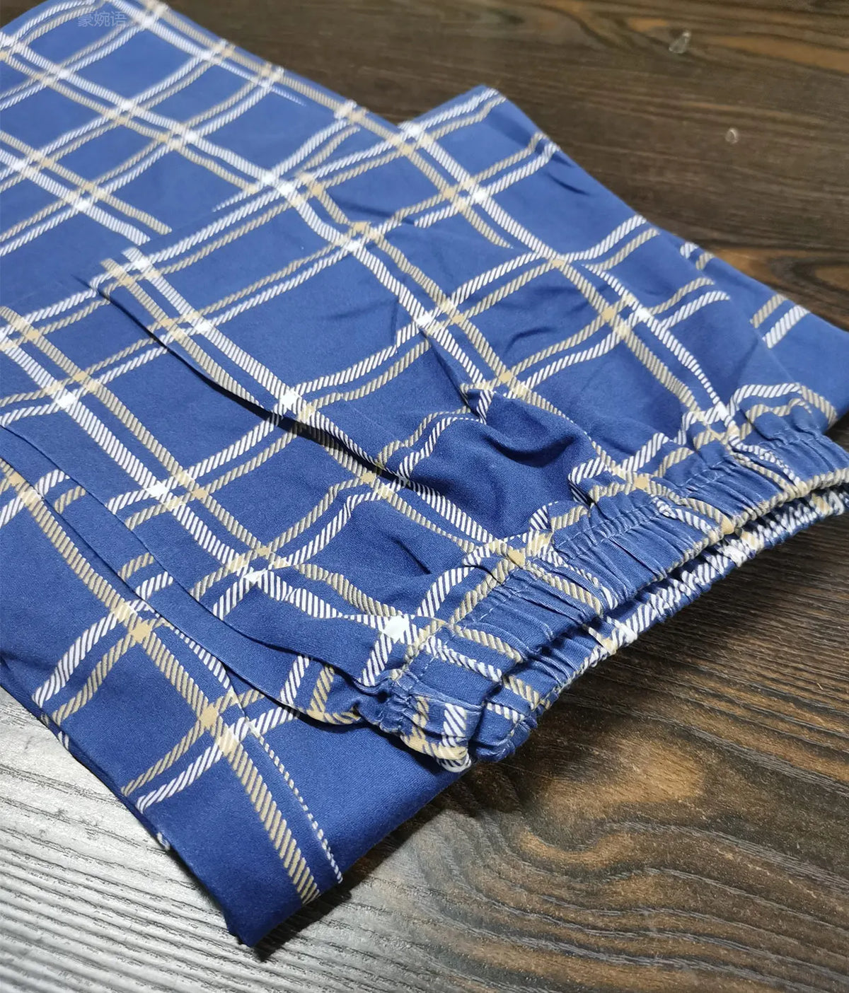 Pijama largo para hombre de estilo deportivo