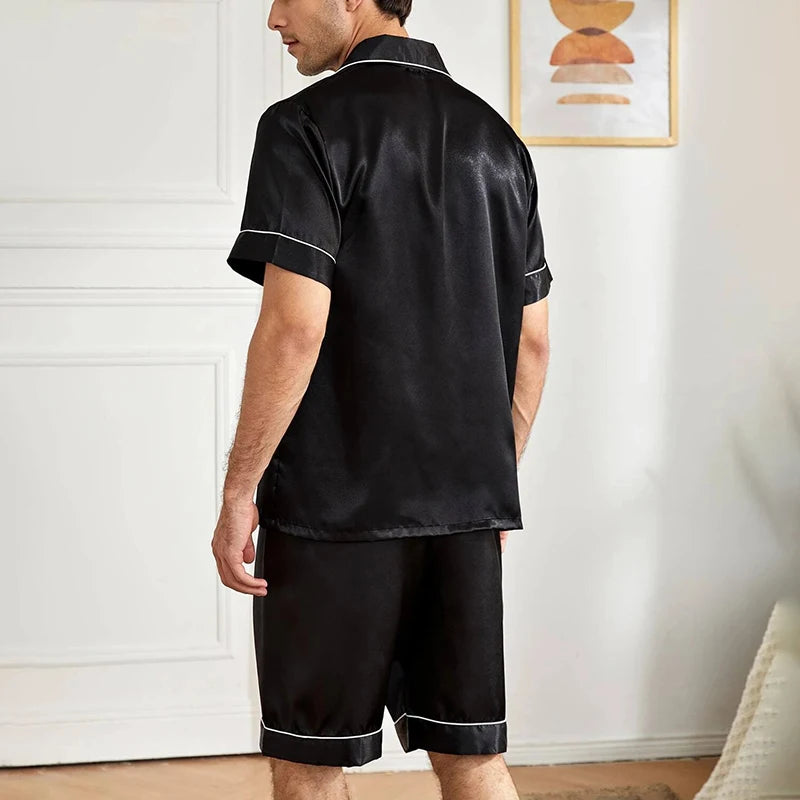 Pijama corto para hombre a cuadros con camisa abotonada