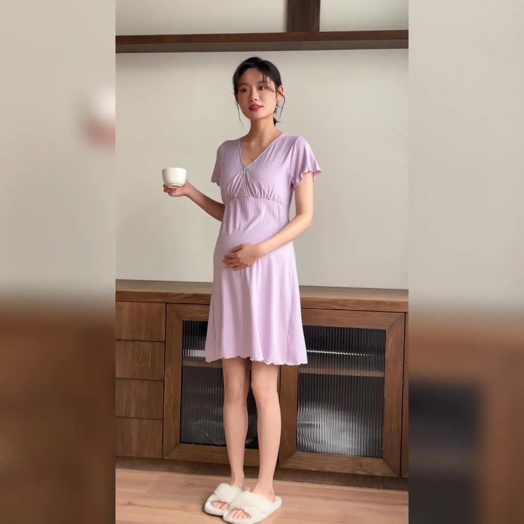 Camisón premamá de verano con escote en V