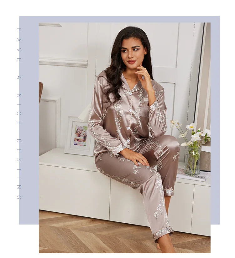 Pijama camisero de satén estampado con pantalón largo