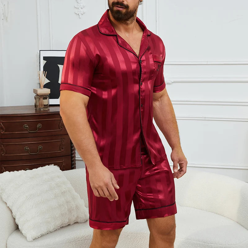 Pijama corto para hombre a cuadros con camisa abotonada