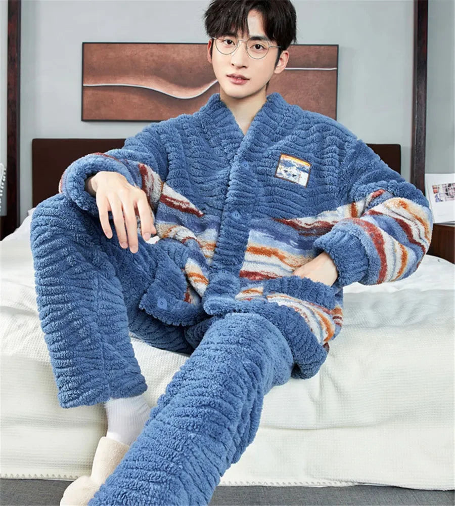 Pijama de polar para hombre con chaqueta abotonada