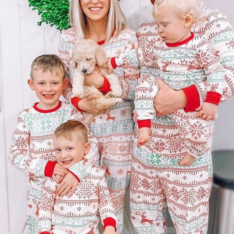 Pijama navideño familiar de manga larga