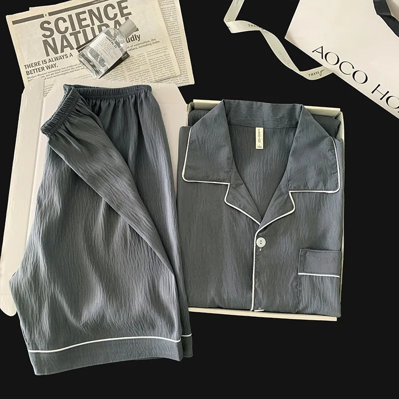 Pijama liso para hombre con cuello camisero y short