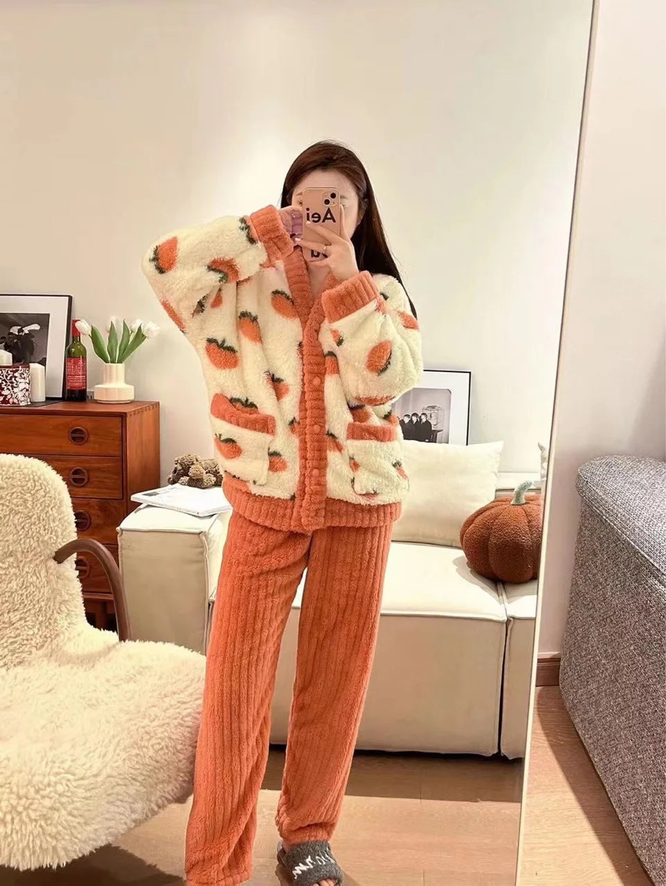 Pijama grueso estampado para mujer con escote en V