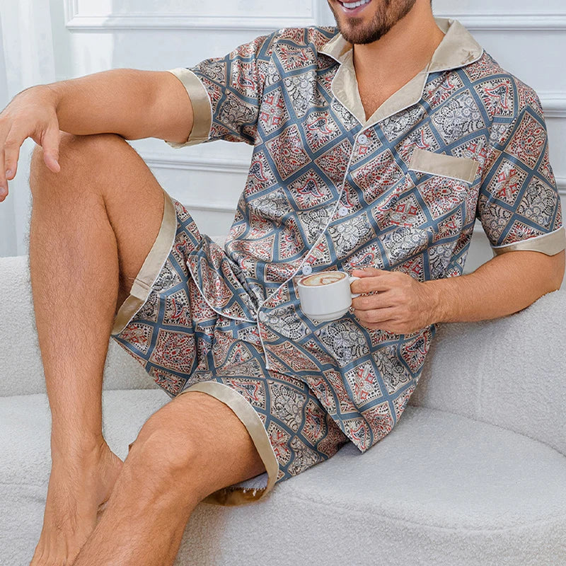 Pijama corto para hombre a cuadros con camisa abotonada