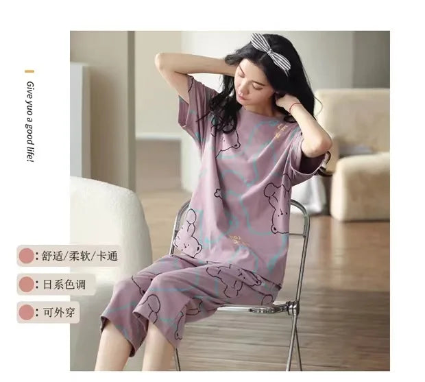 Pijama de verano con pantalón capri y dibujos de animales